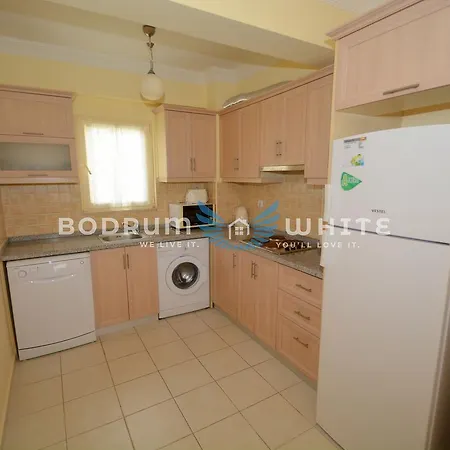 Bodrum Tq 2 Bedroom Lakeview Holiday Homes D21 *