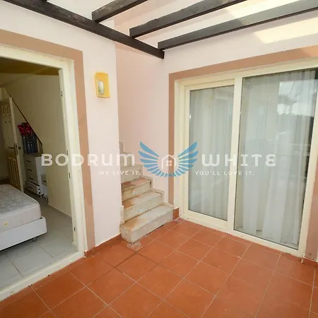 Bodrum Tq 2 Bedroom Lakeview Holiday Homes D21 *
