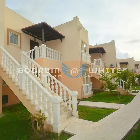 Bodrum Tq 2 Bedroom Lakeview Holiday Homes D21 *